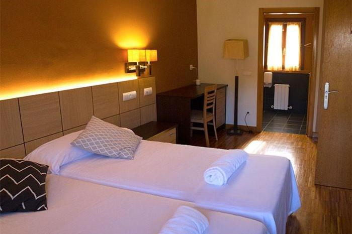 Hotel Valle De Turtzioz المظهر الخارجي الصورة